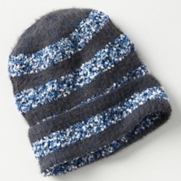NWT Anthropologie Cozy Bkue Popcorn Beanie - Picture 1 of 1